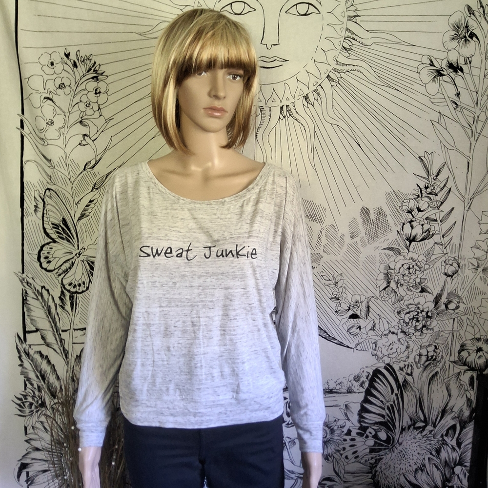 EUC Yoga Masala Light Gray 'Sweat Junkie' Women's Top Sz Medium